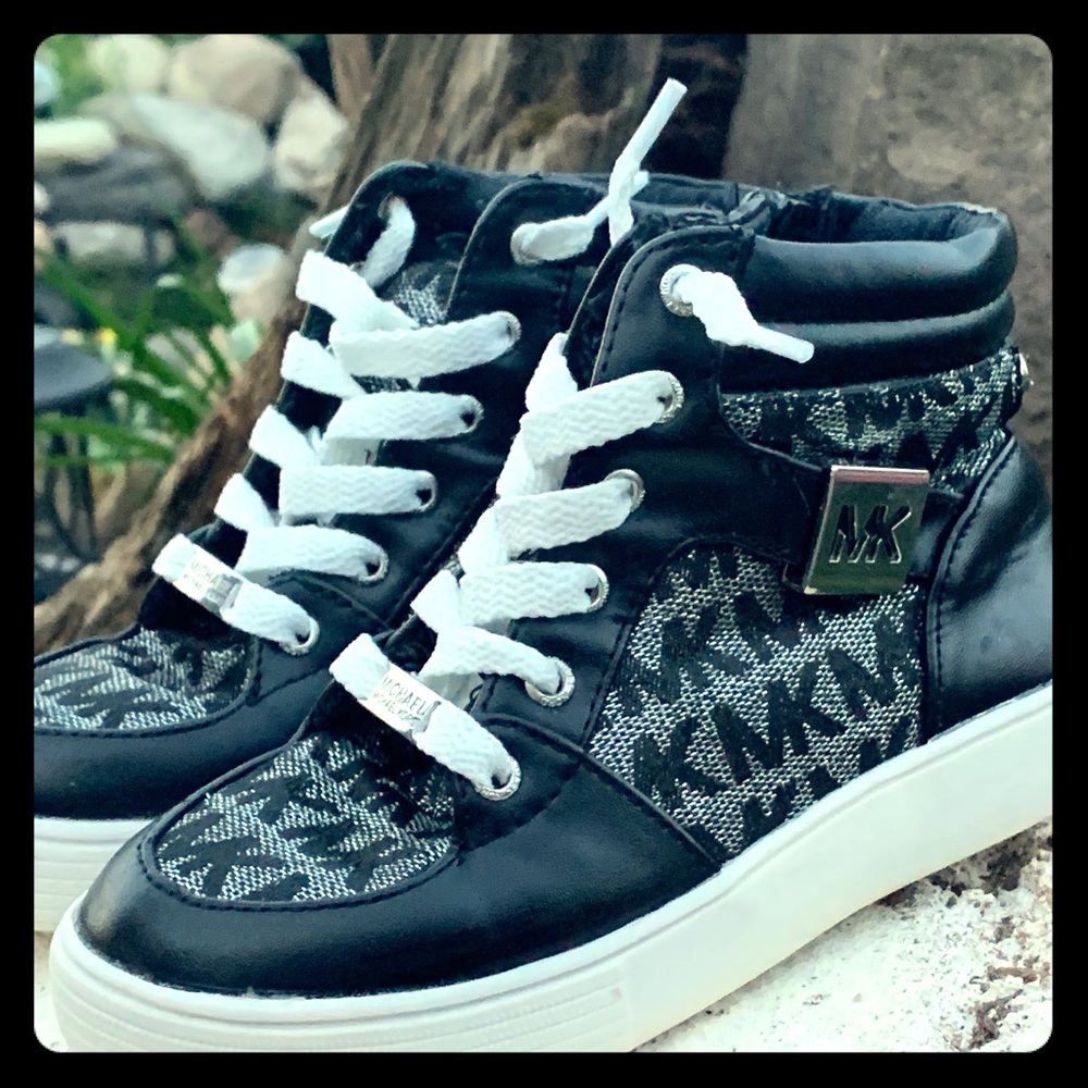 Michael Kors  Leather high tops (Tansy)💜💜